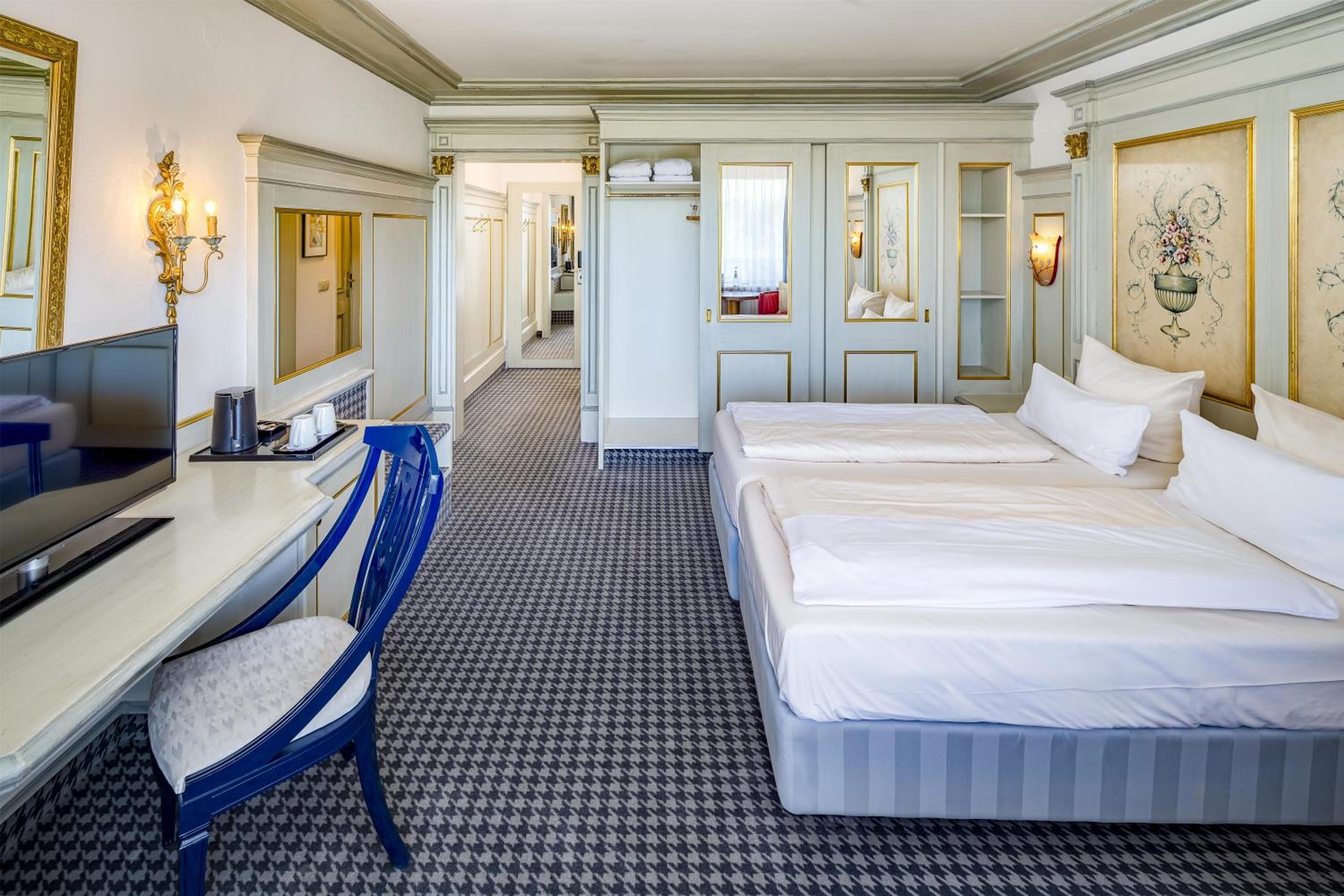 Room, Double Bed, Valley View, Balcony