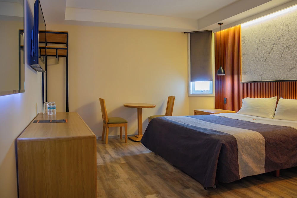 Hotel Lord 18/62