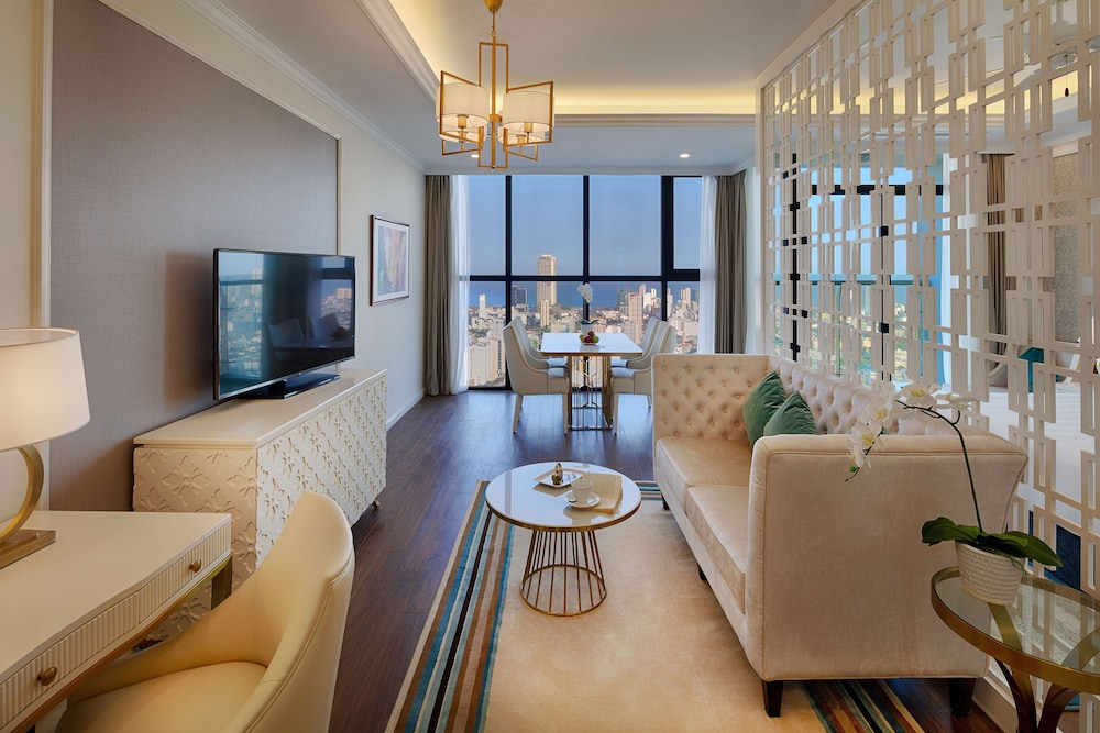 Melia Vinpearl Da Nang Riverfront 43/81