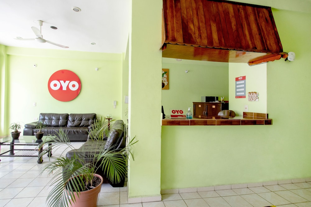 OYO Hotel Estacion 11/42