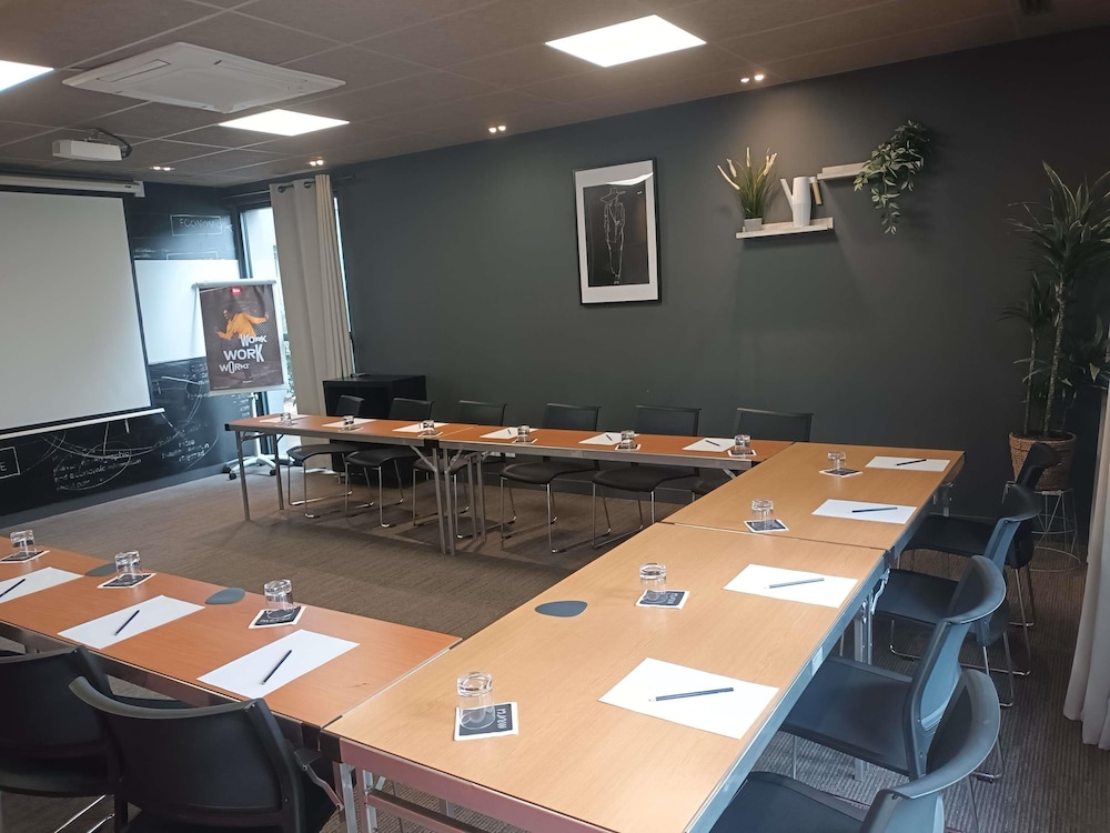 ibis Toulon La Seyne Sur Mer 65/71