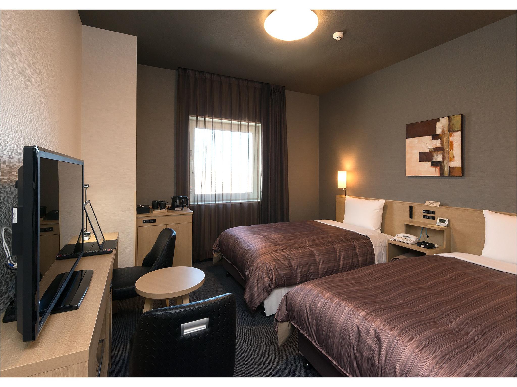 Comfort, Twin Beds, South Wing