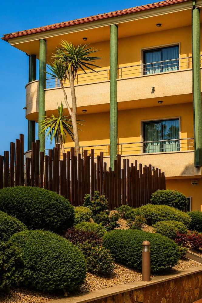 APARTHOTEL ATLANTICO RESORT 10/74