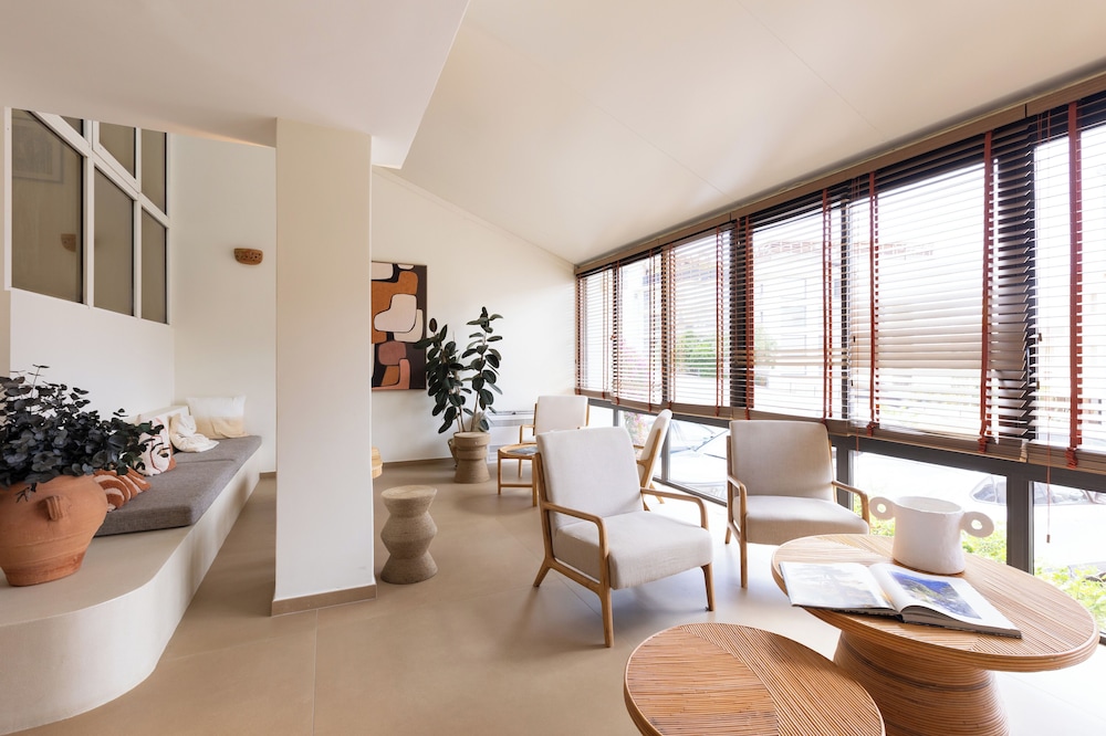 Hotel Mariana 45/69