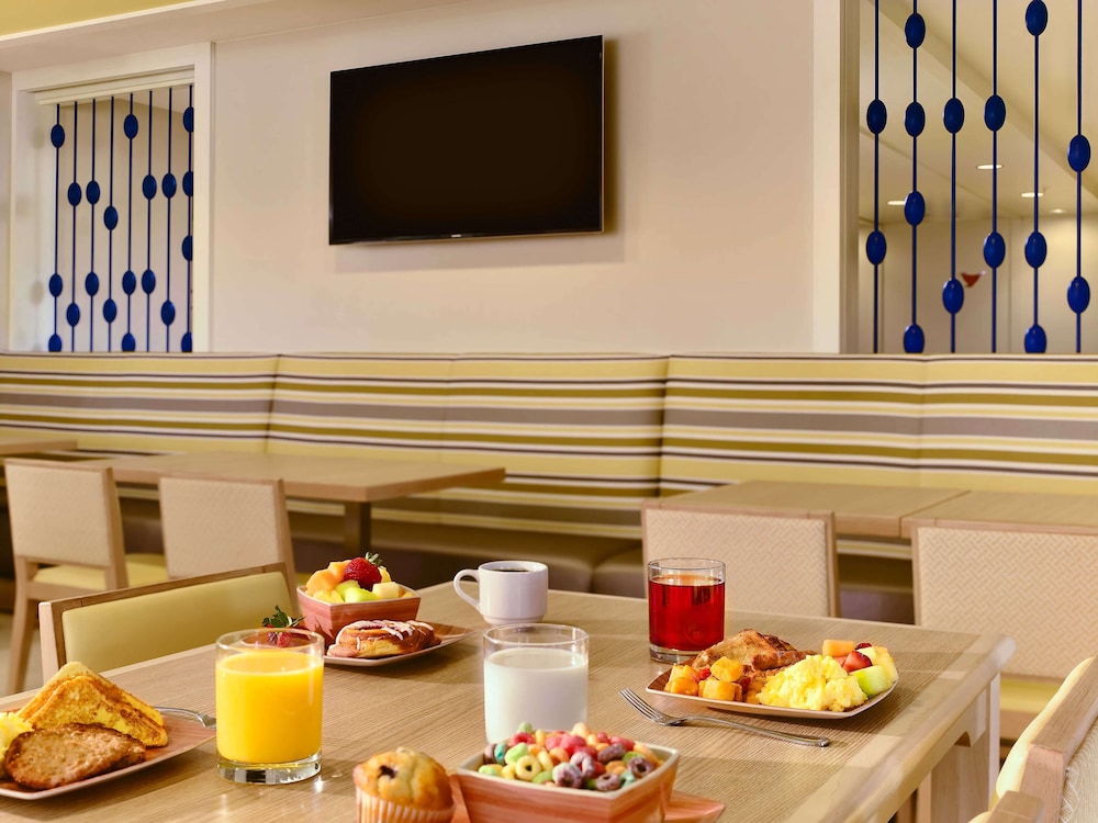 Sonesta Es Suites Tucson 34/46