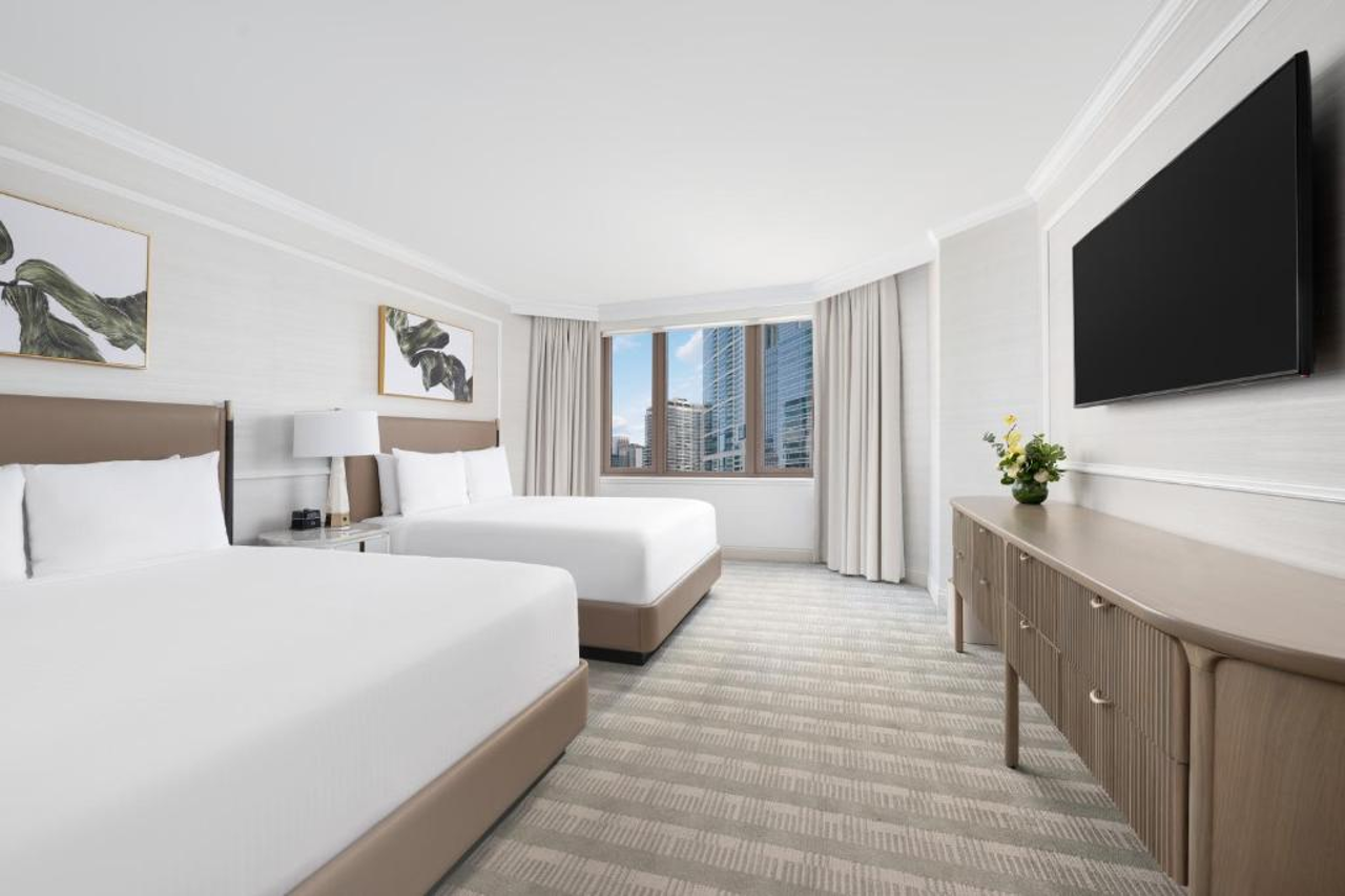 Fairmont Chicago, Millennium Park 11/18