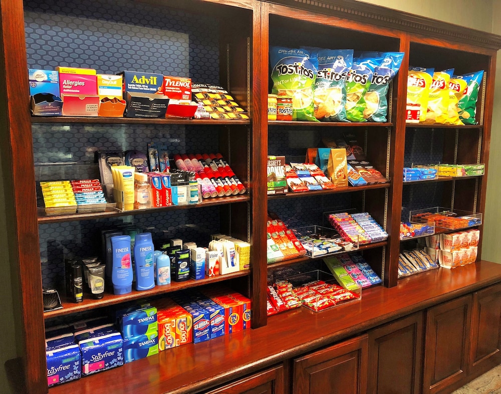 Hampton Inn Suites Fairfield 47/61
