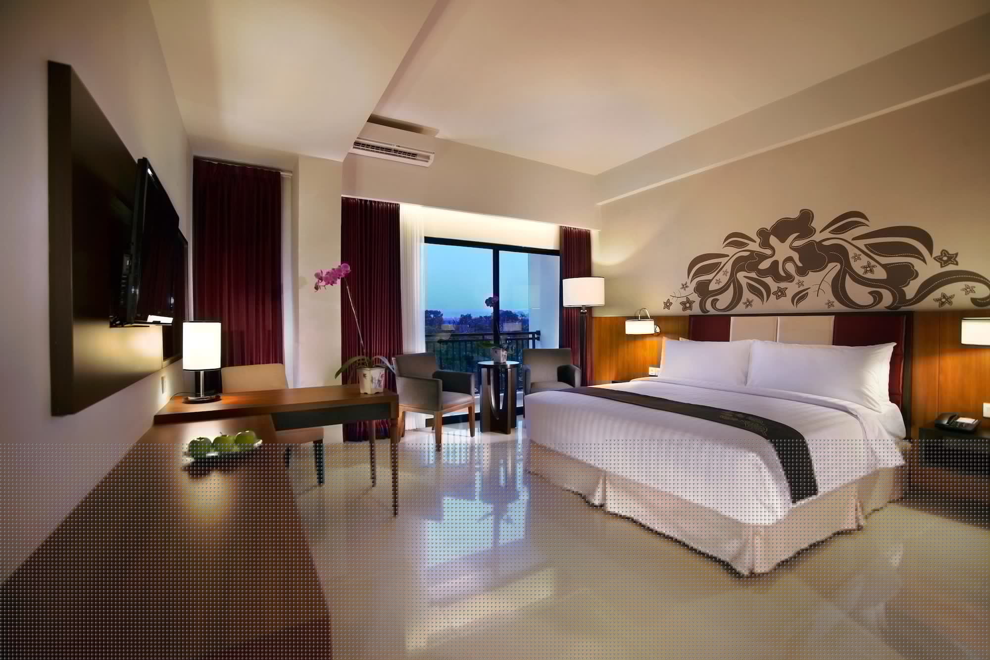 Aston, Suite, Queen Bed