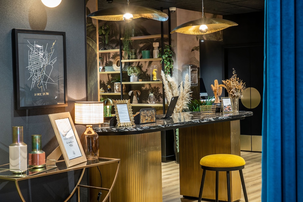 Mercure La Roche Sur Yon Centre 53/76