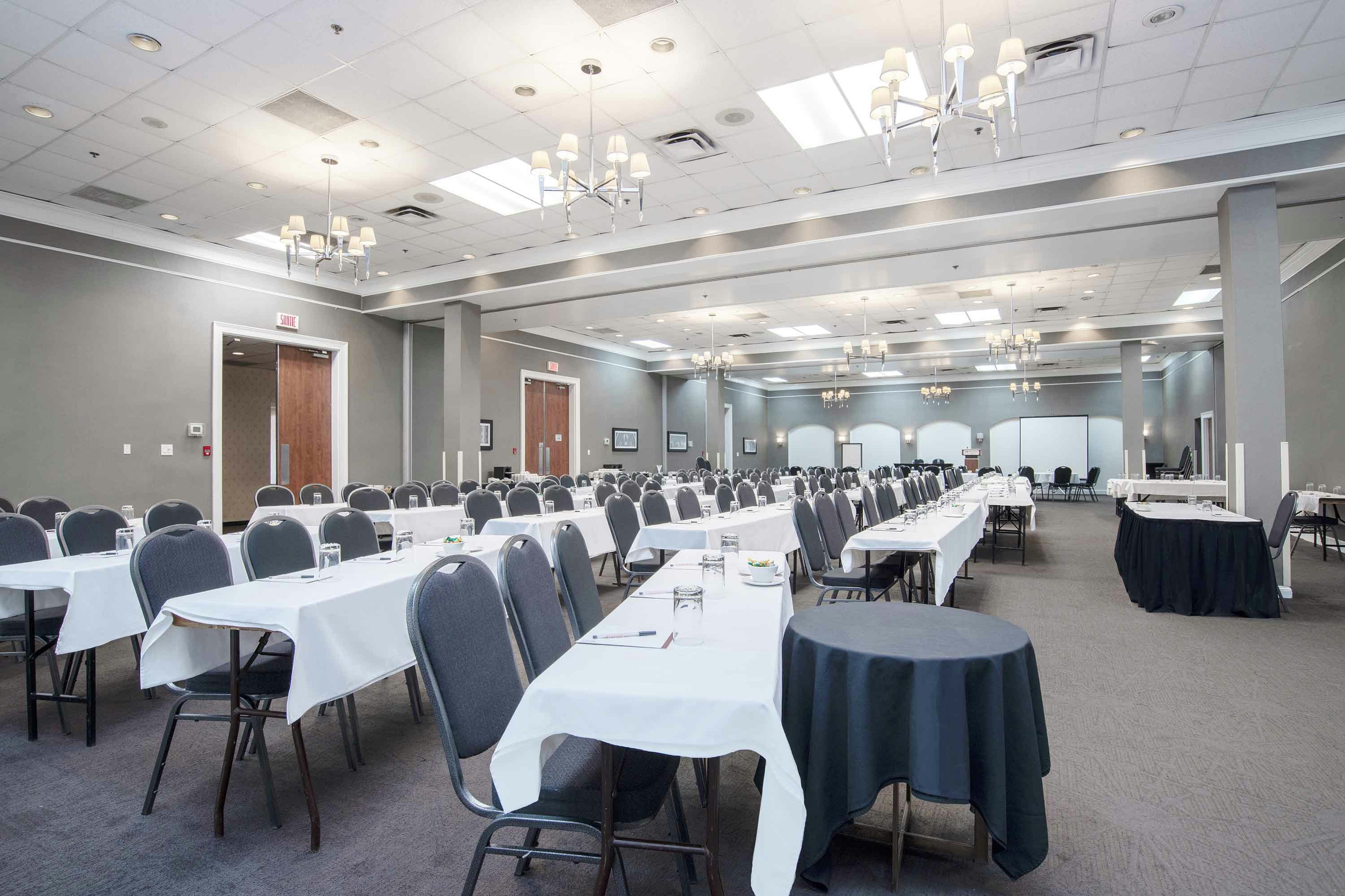 Sandman Hotel Montreal-Longueuil 44/52