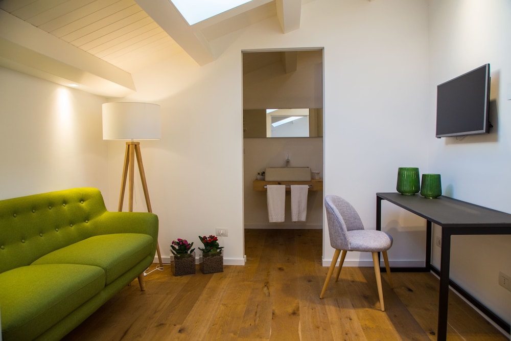 Plebis B&B 32/48