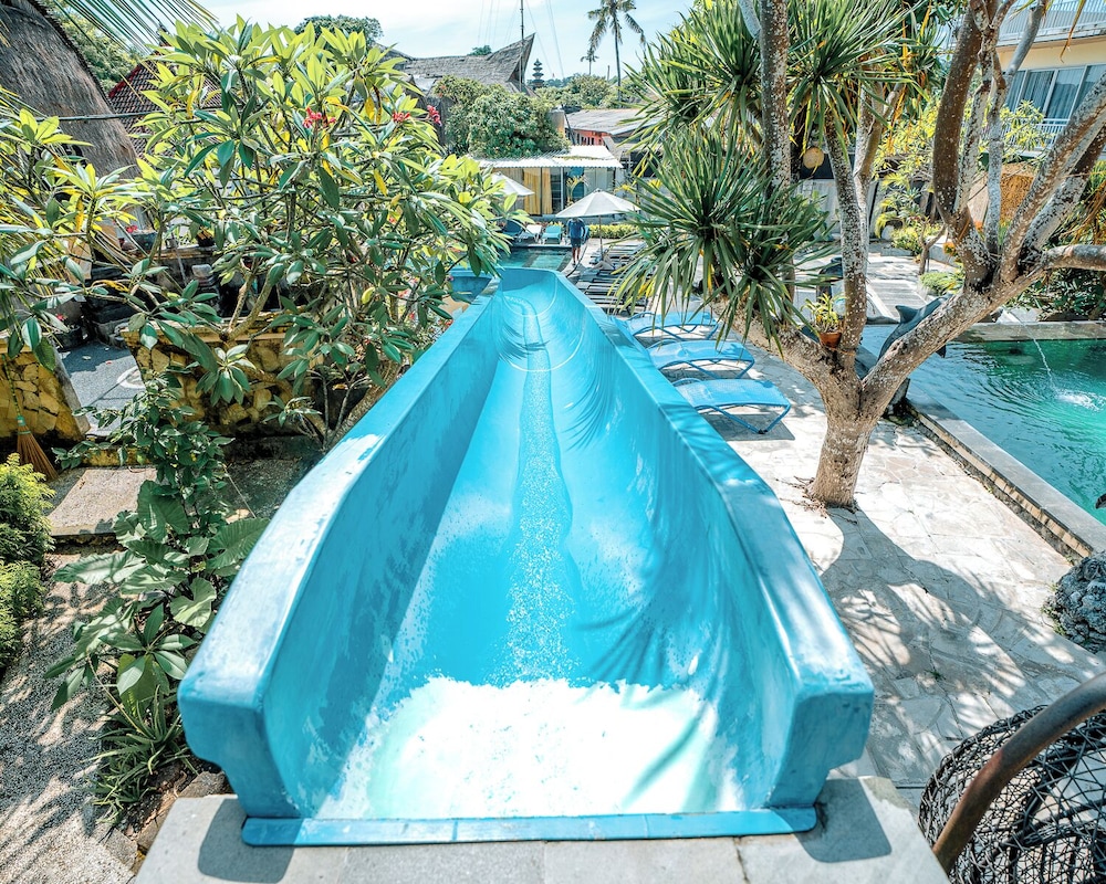THE TANIS BEACH RESORT NUSA LEMBONGAN 16/27