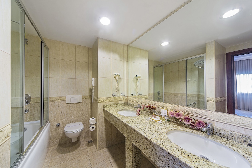 Arts Hotel Taksim 23/67