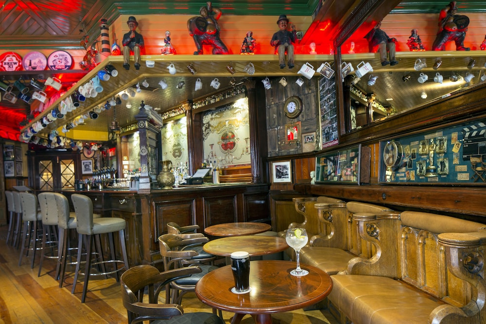 Lawlors of Naas 41/57