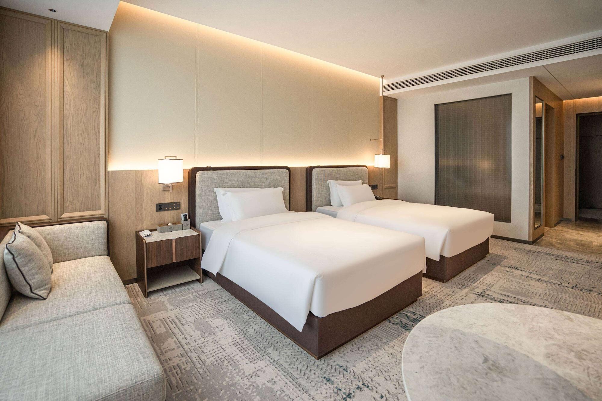 Howard Johnson by Wyndham Jufu Plaza Jinxi 20/30
