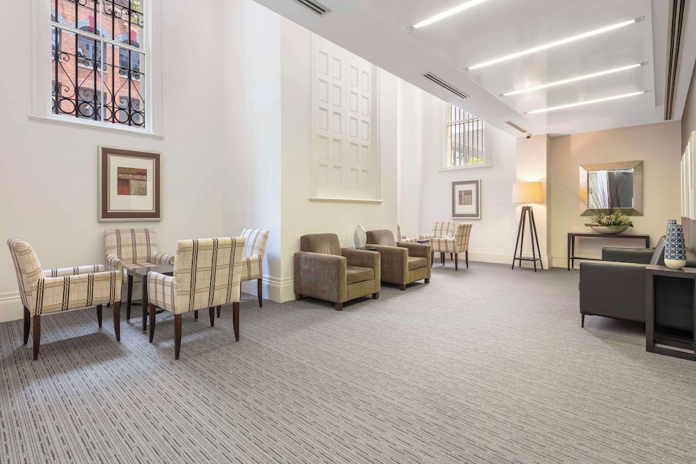 Oaks Brisbane on Charlotte Suites 23/43