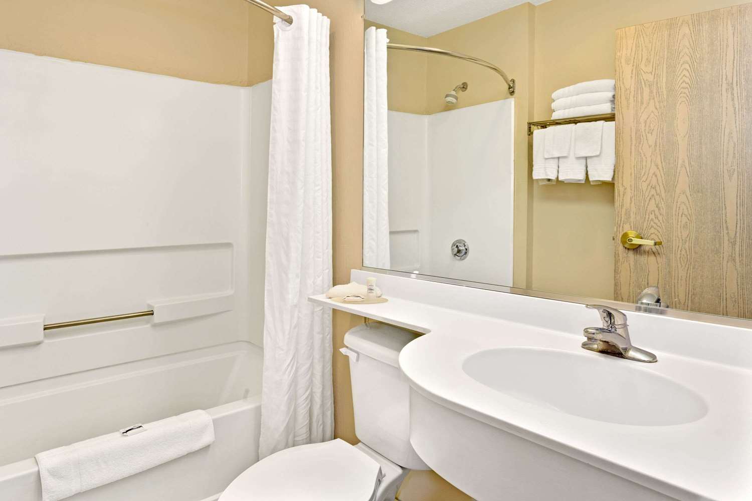Microtel Inn Suites By Wyndham Florence Cincinnati Airport 37/41