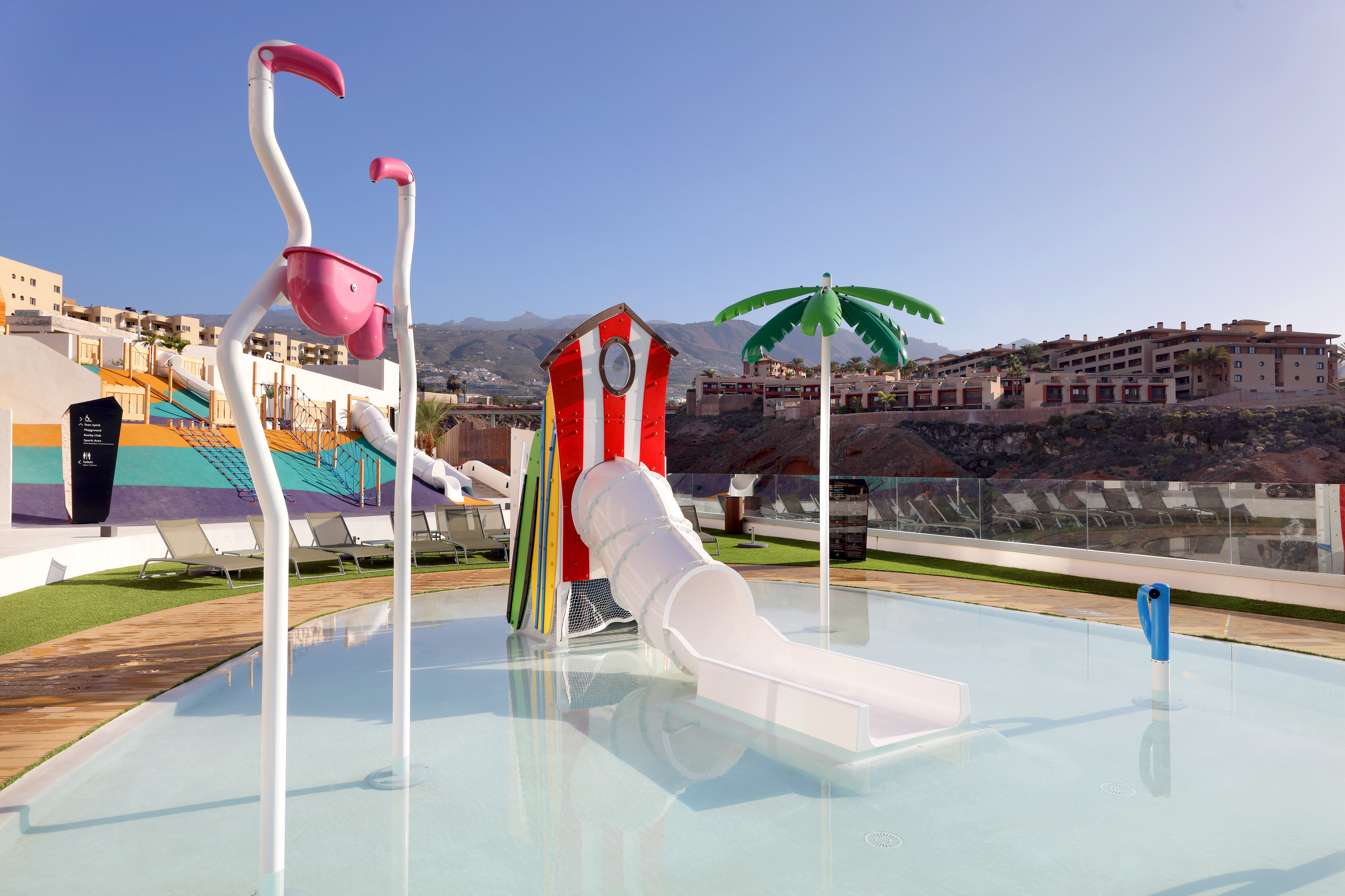 Hard Rock Hotel Tenerife 67/82