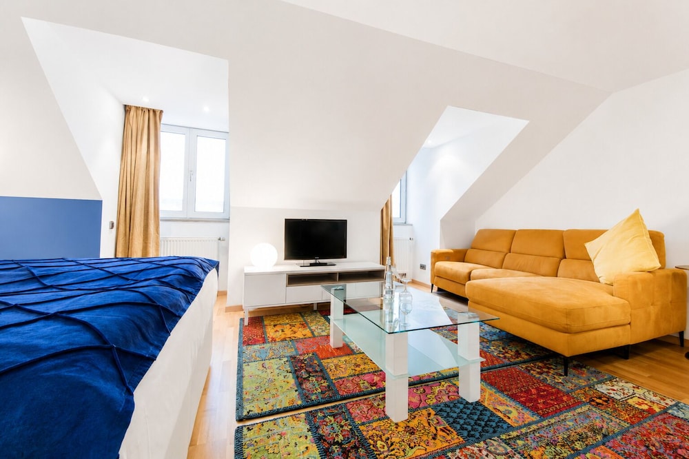 Hotel Rivoli Munich 43/71