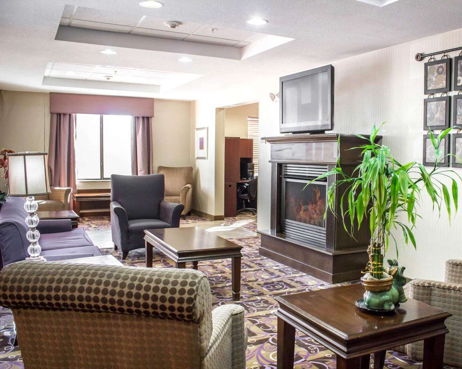 Comfort Suites Sanford, NC 23/54