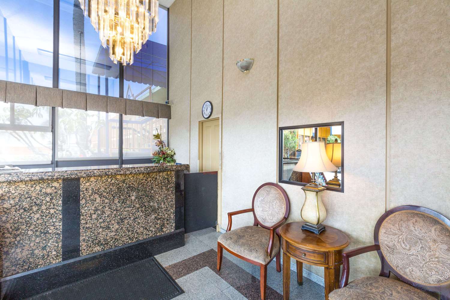 Days Inn By Wyndham Los Angeles Lax/Venicebch/Marina Delray 2/8