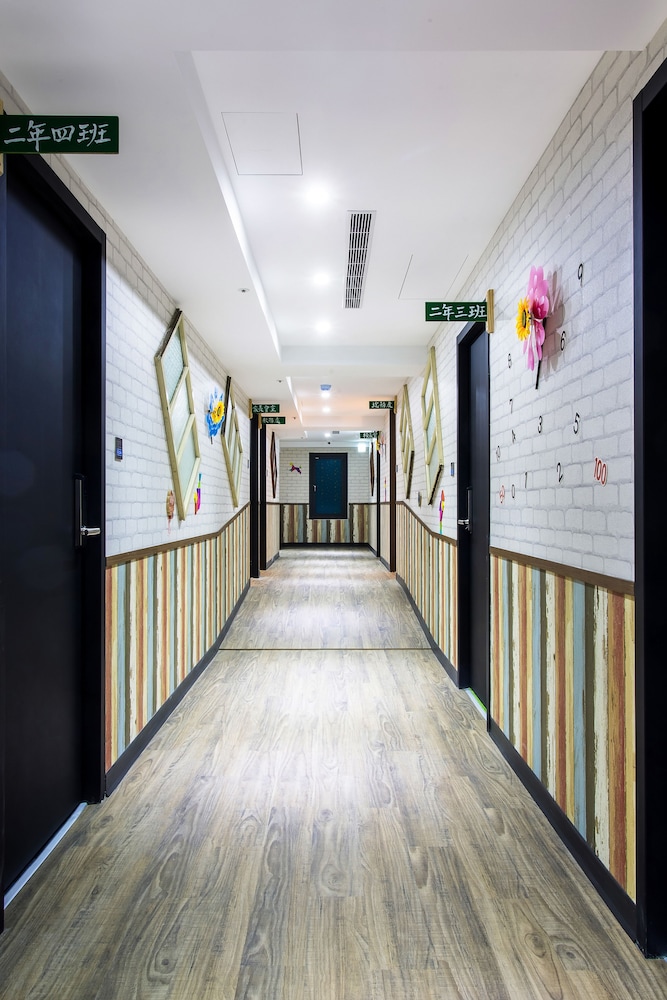 Rf Hotel Sanchong 46/46