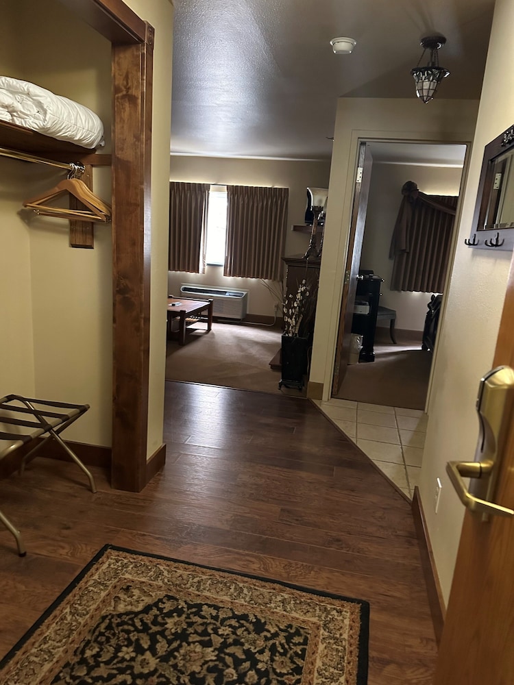 First Gold Hotel Suites Gaming 34/58