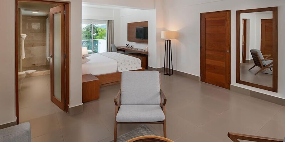 Presidential Suites Cabarete 50/50