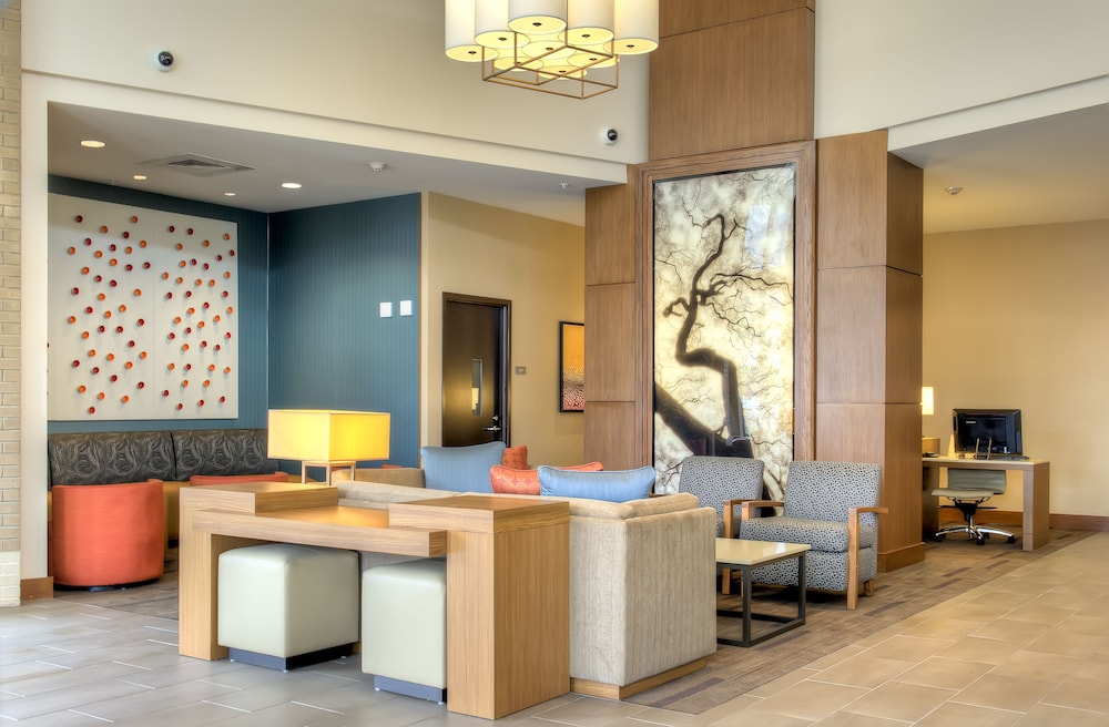 Hyatt Place Durham Southpoint 52/66