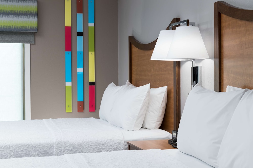 Hampton Inn And Suites Chicago North Shore 23/45