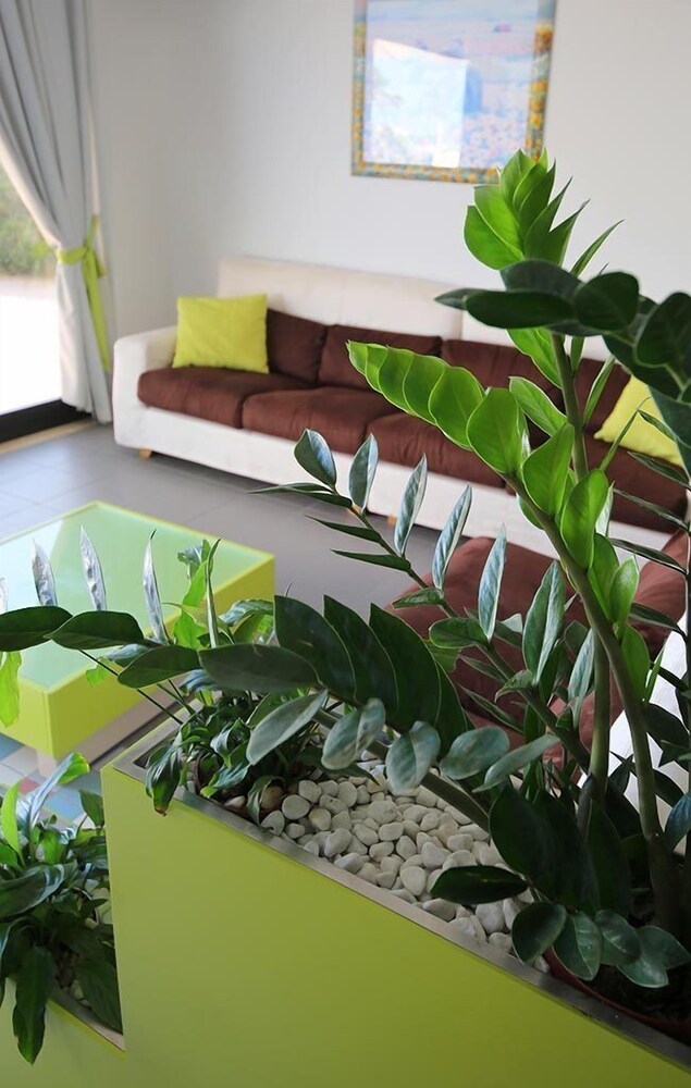 Hotel Caravel 5/50