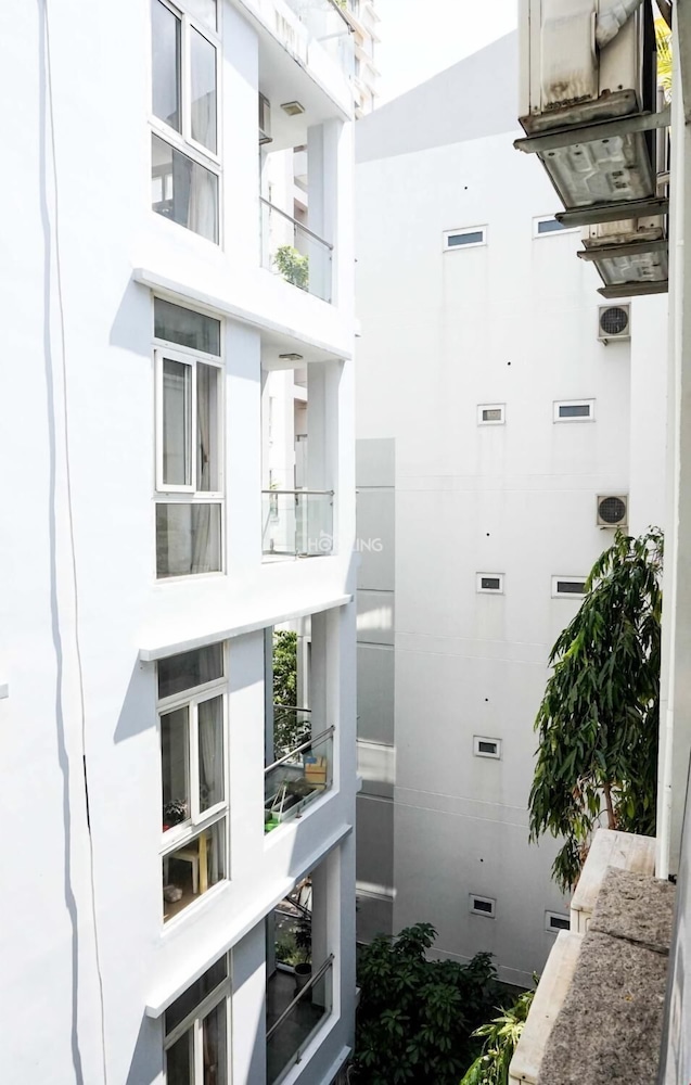 Saigon Apartments 14/72