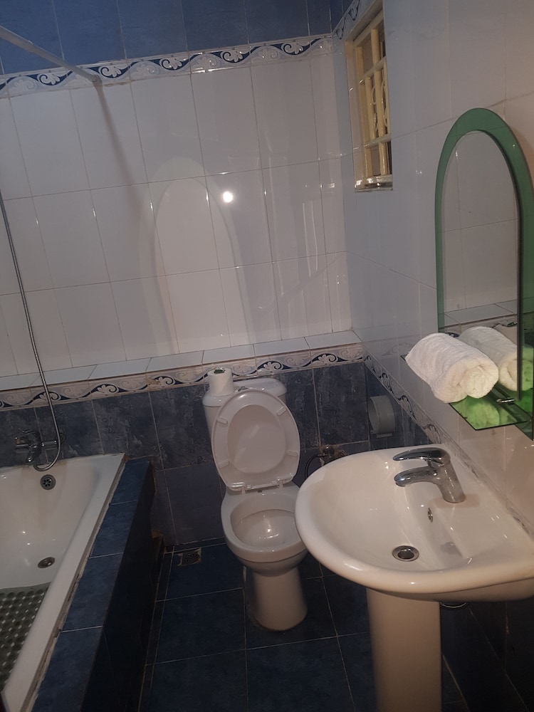 Zeina Suites Abuja 45/47