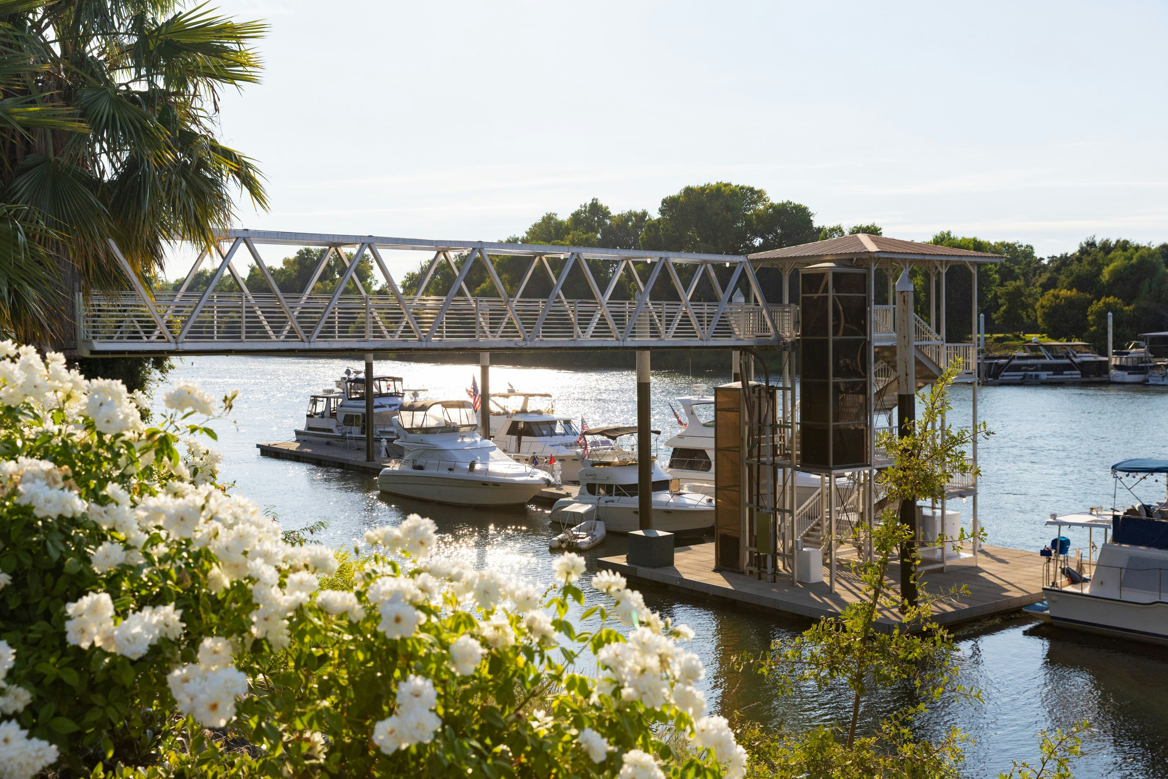 The Westin Sacramento Riverfront Hotel & Spa 13/15