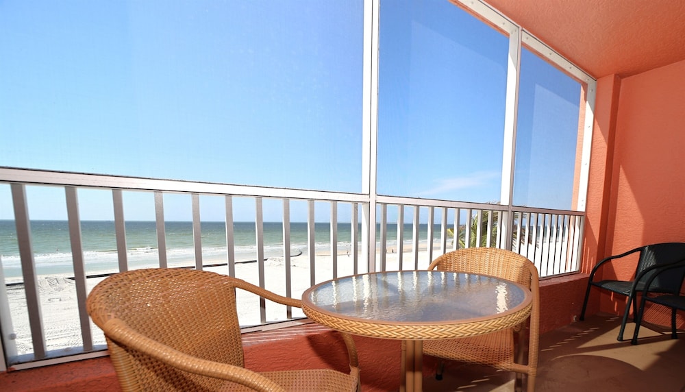 Casa Playa Resort 21/50