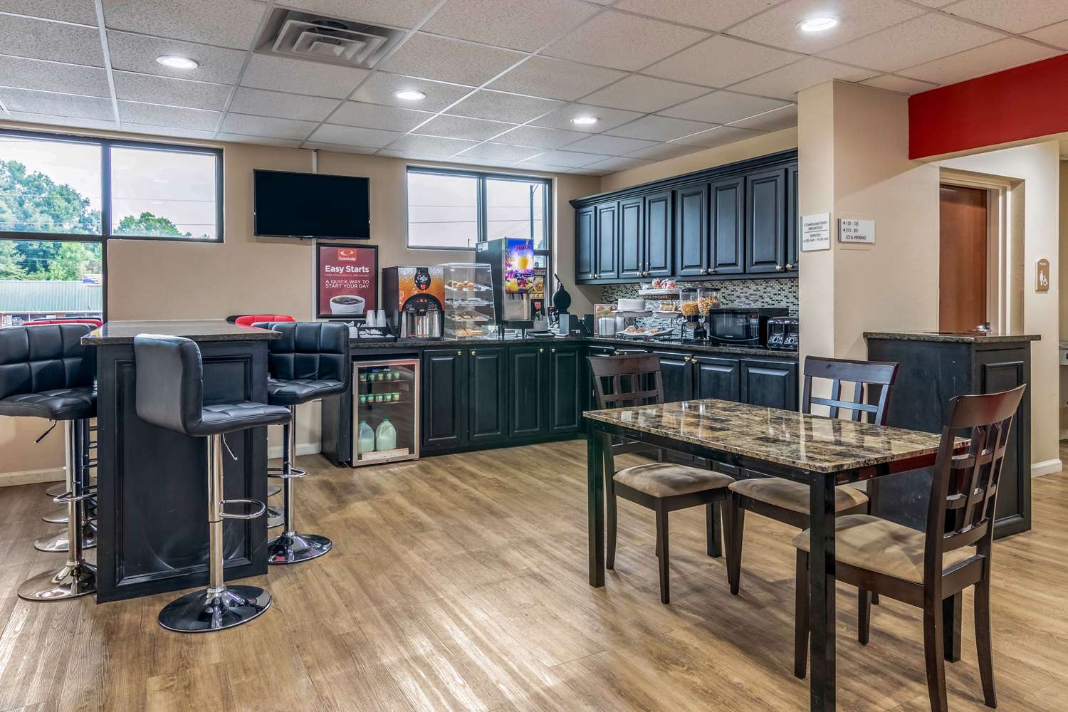 Americas Best Value Inn Opelika 8/12