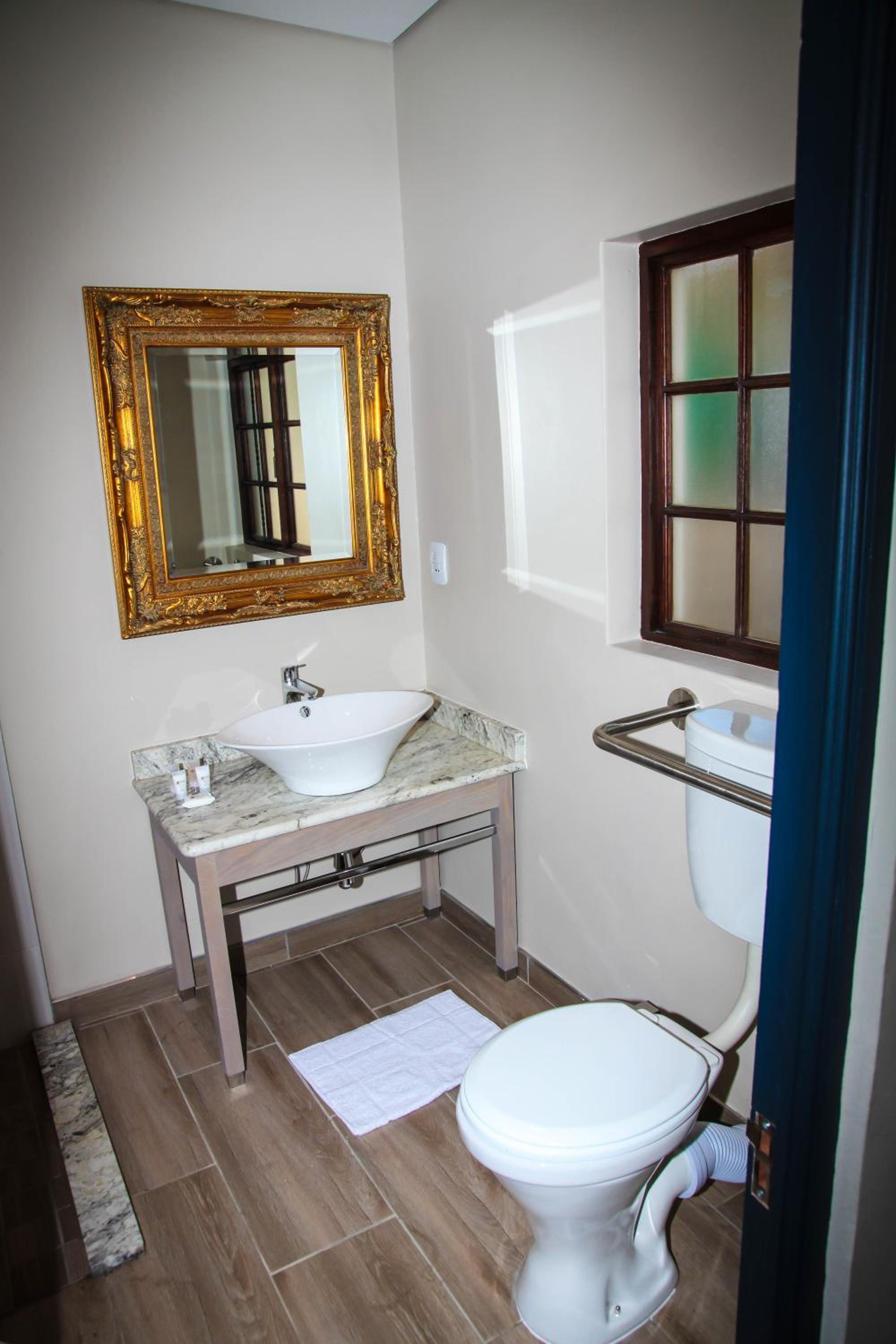 THREE RIVERS LODGE & VILLA ANNA SOPHIA 43/50