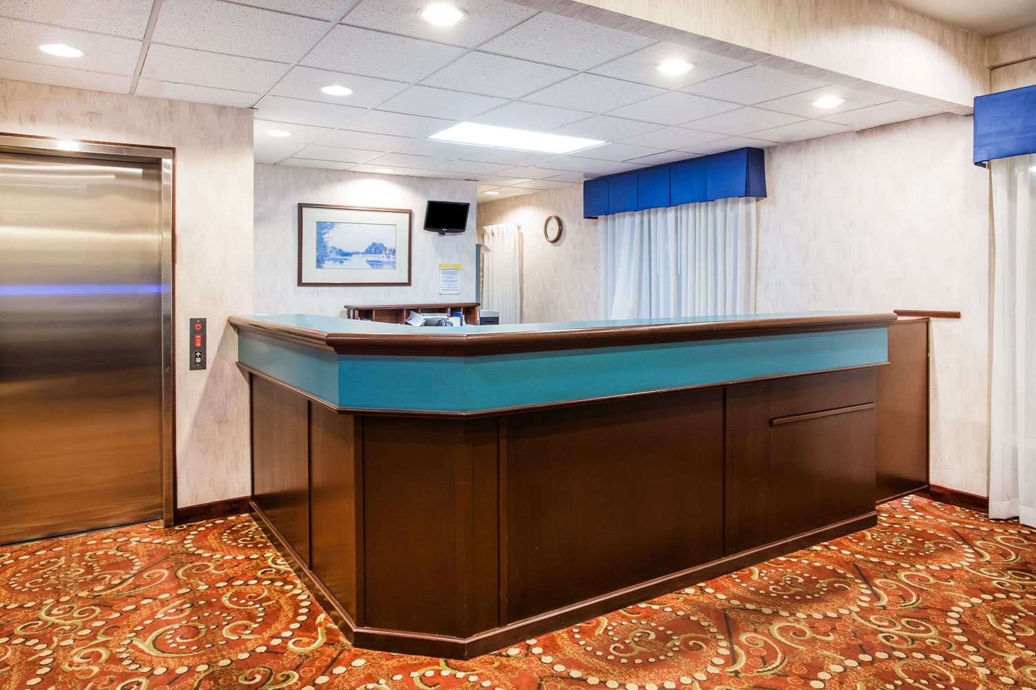 Days Inn By Wyndham Seattle Aurora 3/6
