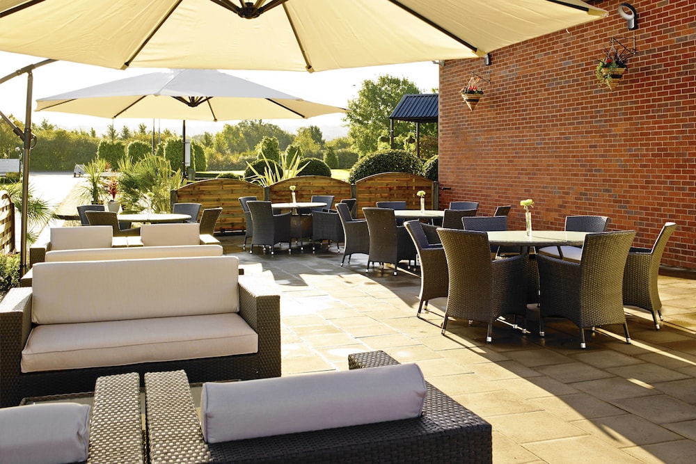 Delta Hotels by Marriott Waltham Abbey 23/29