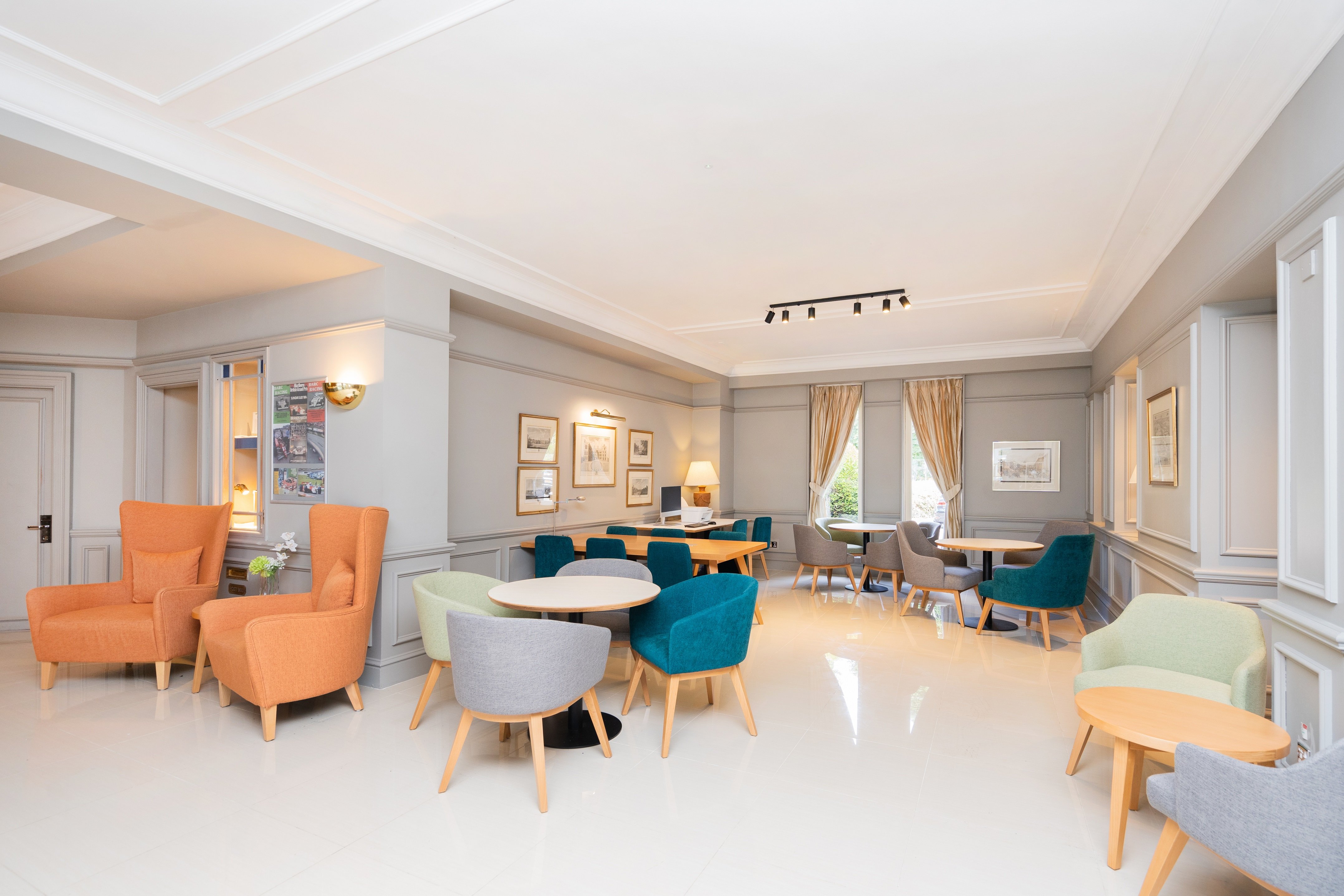 Holiday Inn Maidstone Sevenoaks 30/50
