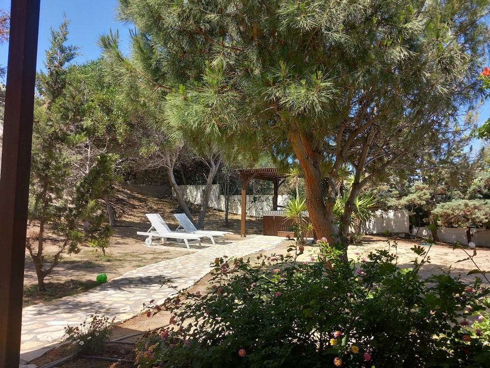 Kedros Villas 67/74