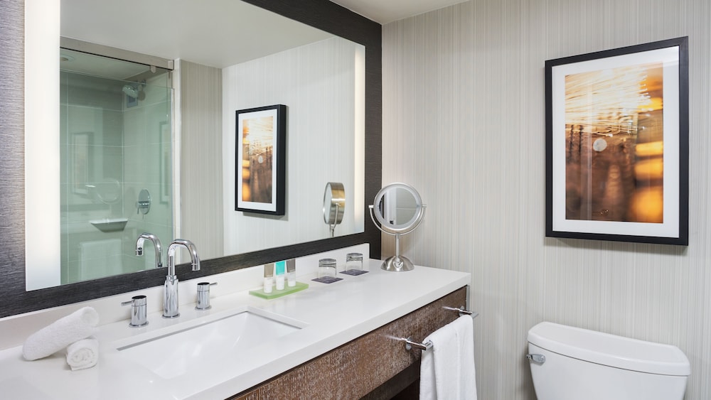 Hyatt Regency Princeton 50/50