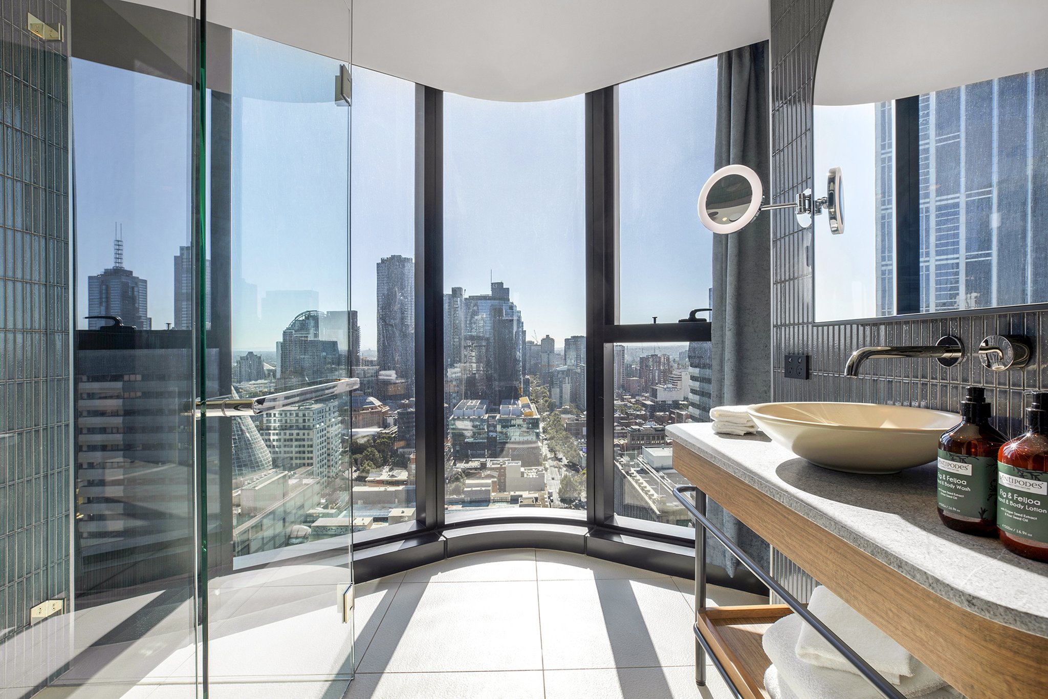 voco Melbourne Central, an IHG Hotel 77/77