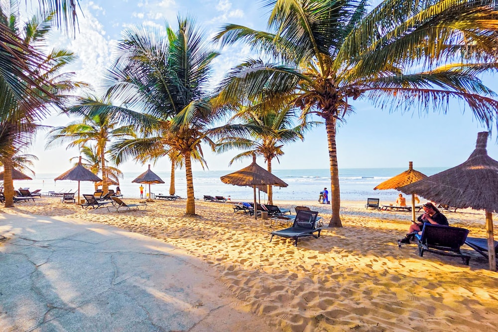 Balafon Beach Resort 69/74