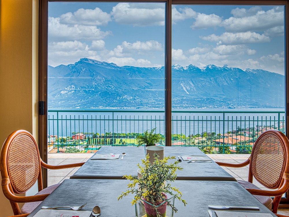 Hotel San Pietro 28/50