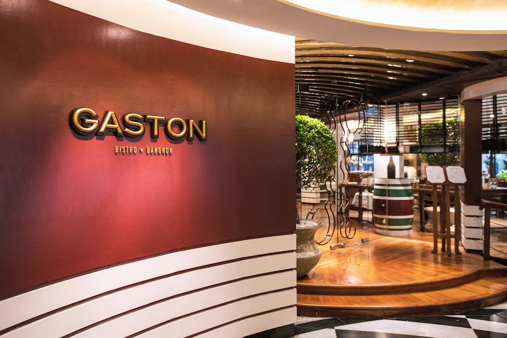 Grand Hyatt Erawan Bangkok 10/76