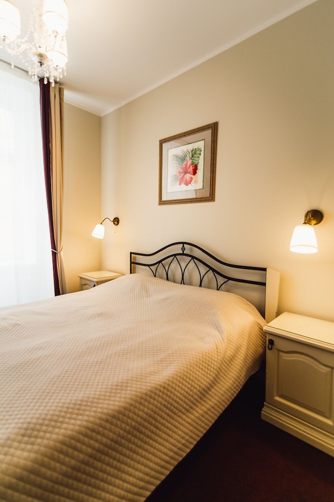 ECONOMY, DOUBLE BED