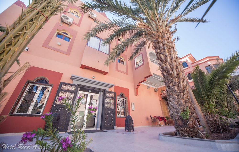 Hotel Riad Amlal 2/33