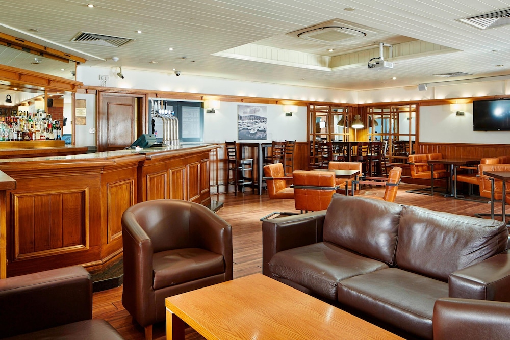 Delta Hotels by Marriott Swansea 12/21