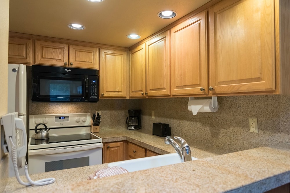 Whispering Woods Resort 43/65